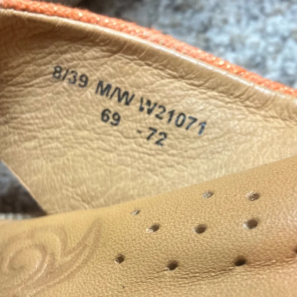 Born‎ Womens W21071 Orange Fabric Crisscross Wedge Sandals Size 8/39 Handcrafted